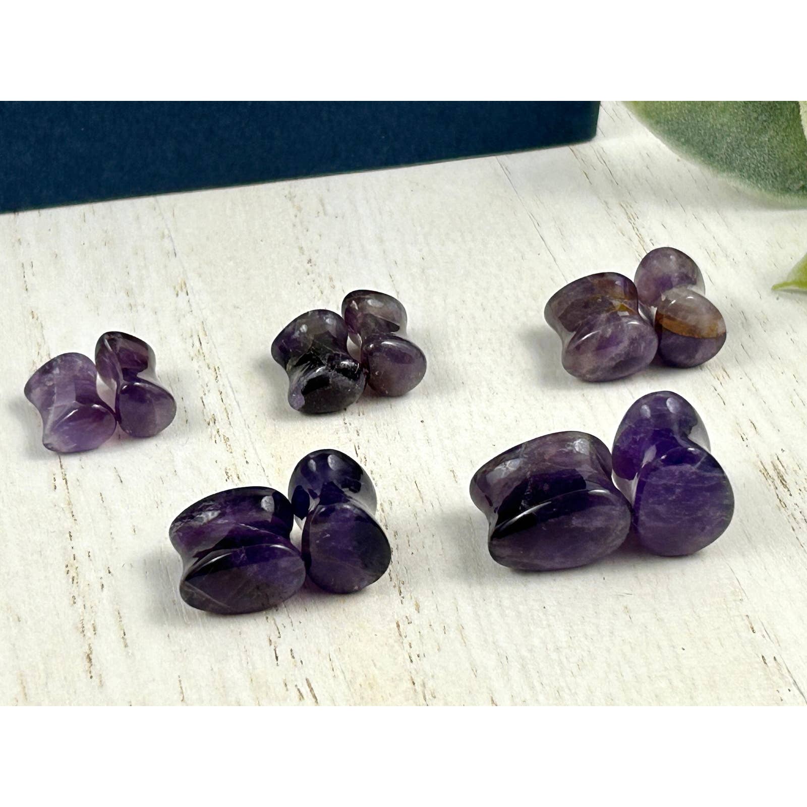 Stone Ear plugs - Amethyst Ear tunnels - Purple Ear Expanders