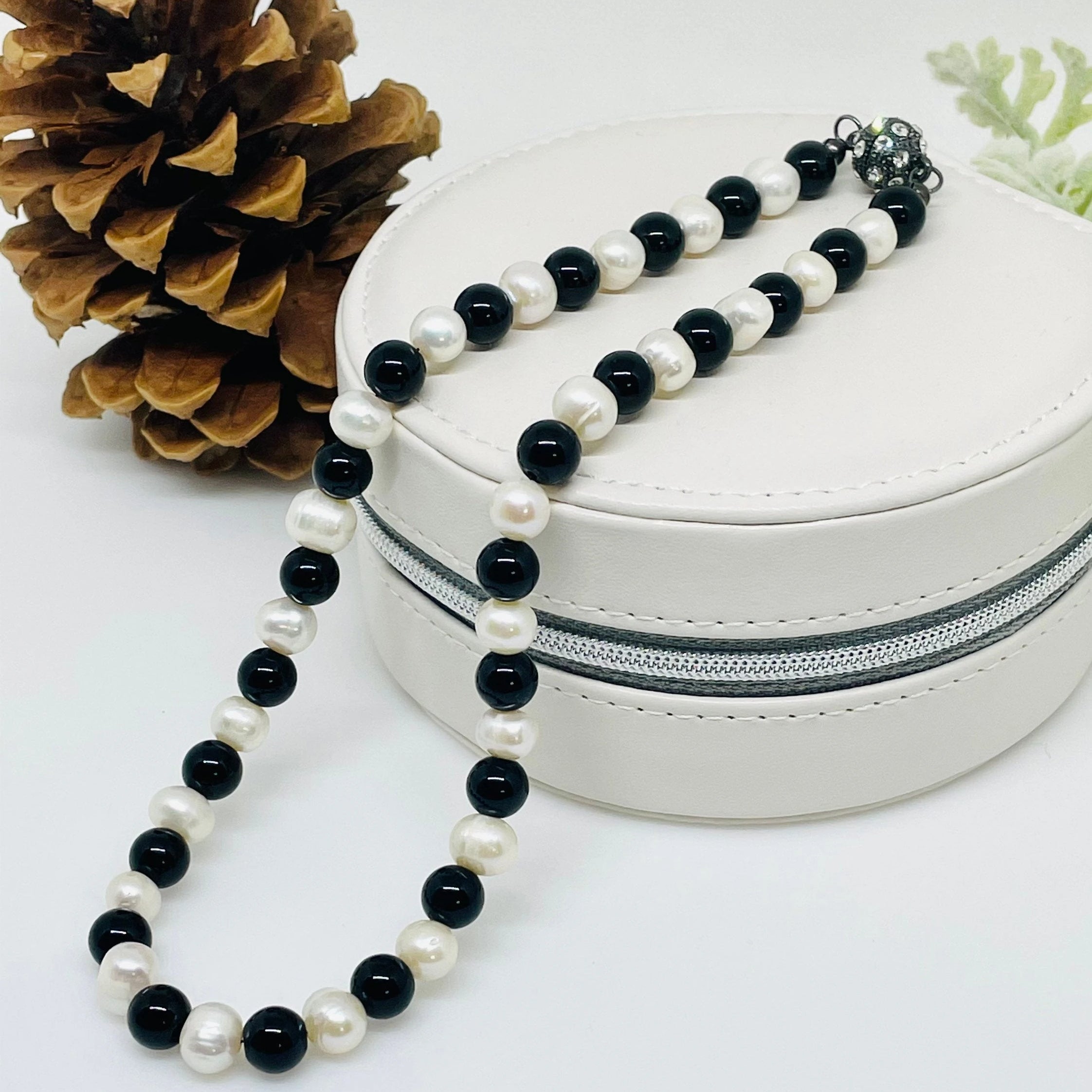 Black and White Necklace with Freshwater Pearl and Black Onyx