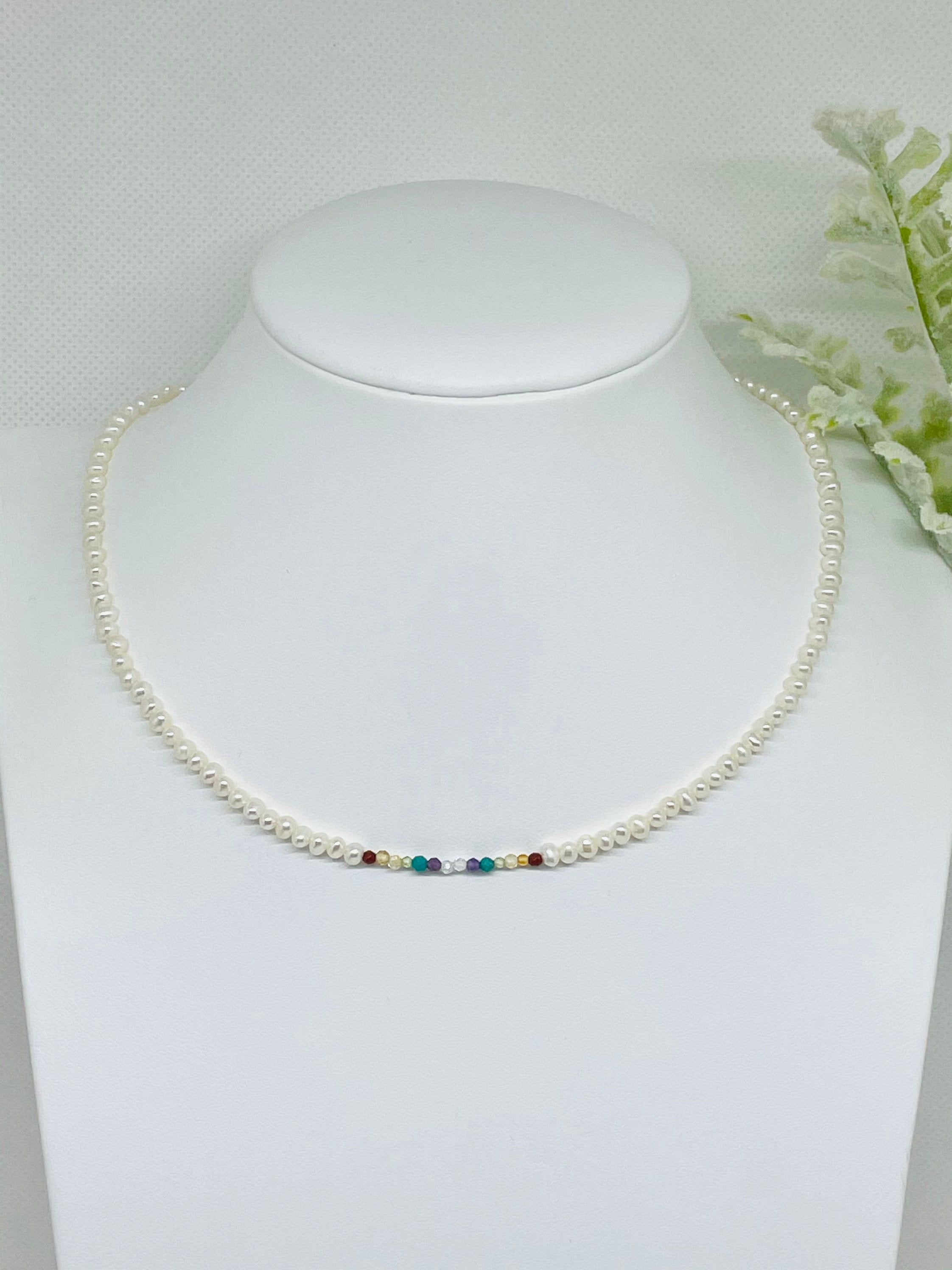 Pearl Choker Necklace with 7 Chakra Beads