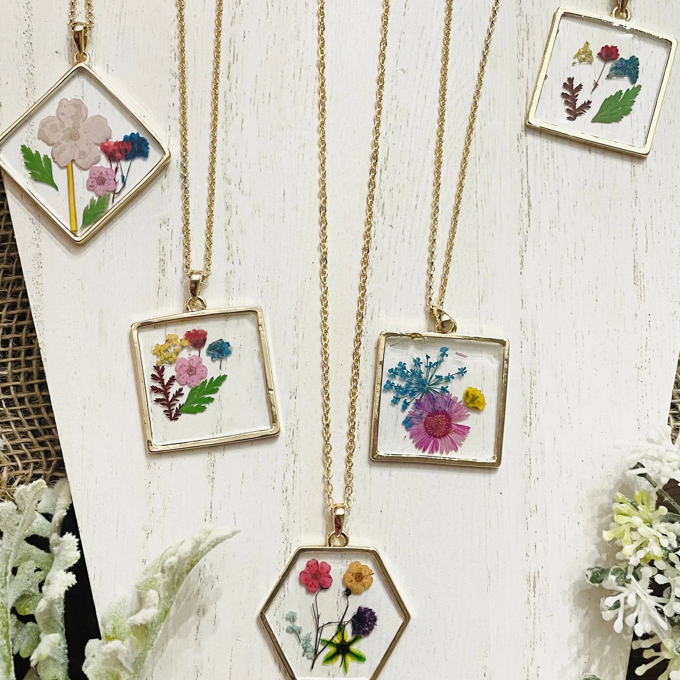 Pressed and Dried Flower Necklace